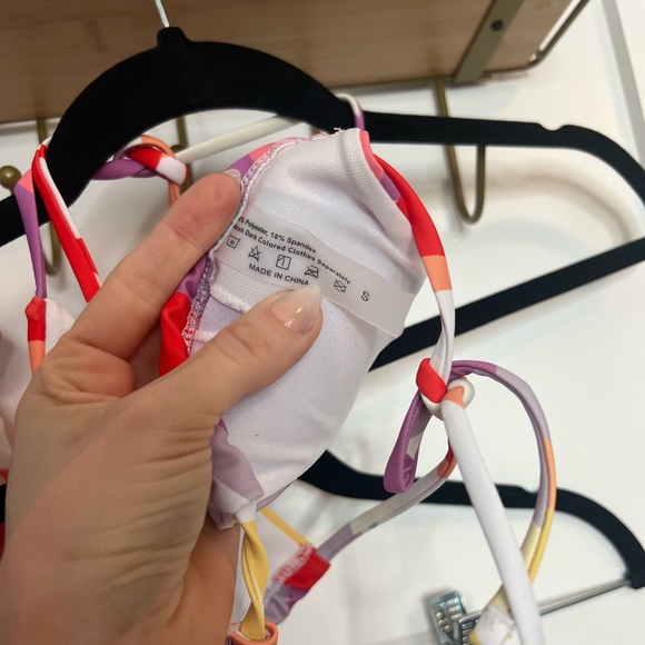 3 Piece Multicolor Thong Bikini w/ Cover Up - Picture 7 of 8